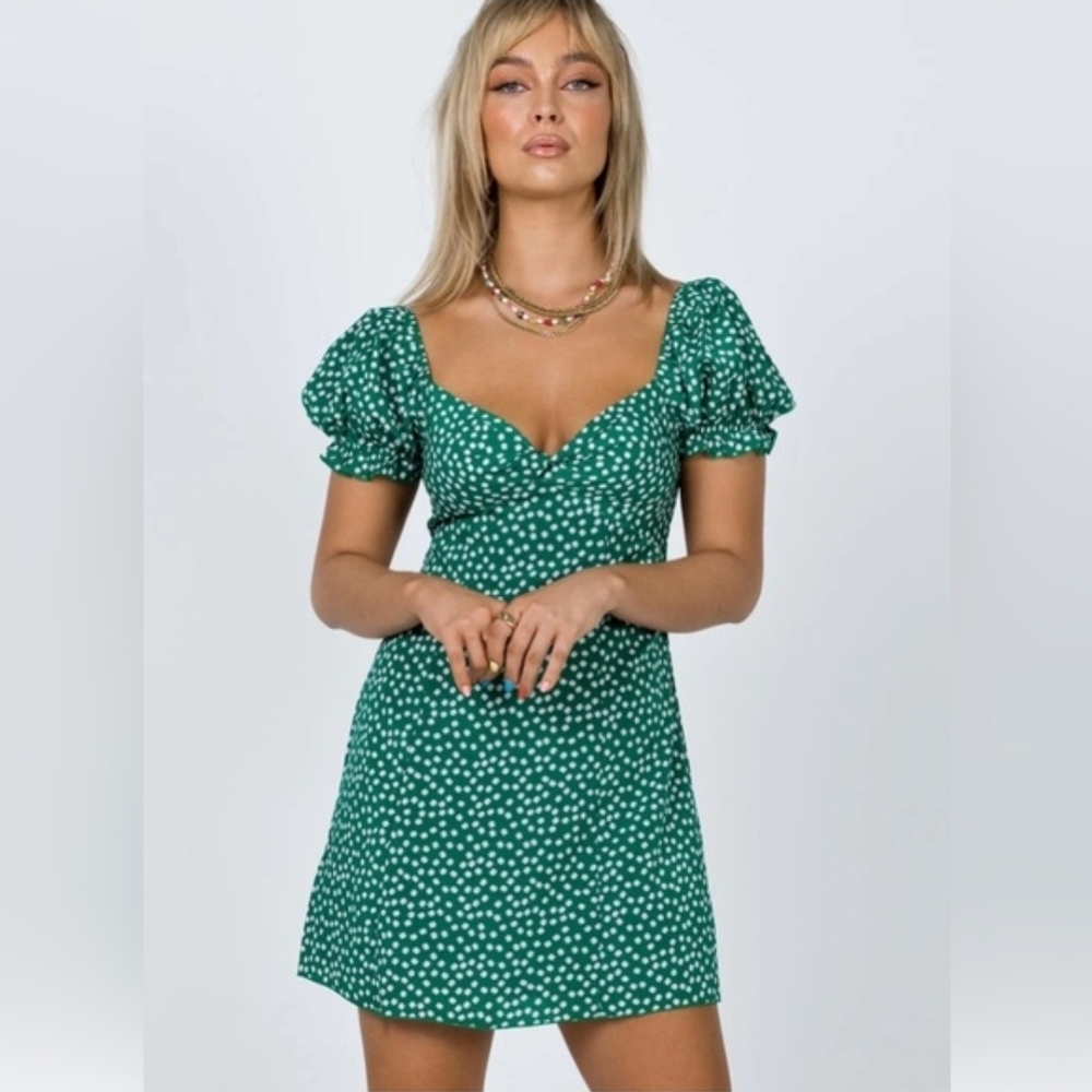 New With Tags Princess Polly Green Mini Dress with White Dots